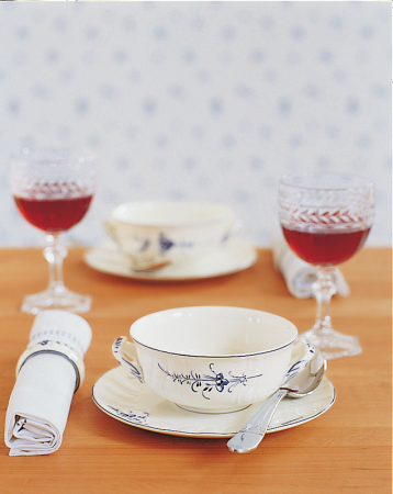 1023412500 Alt Luxemburg, soup cup with saucer, 2 pcs.