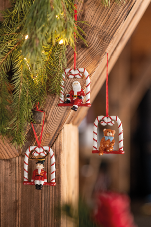 1483316691, Villeroy & Boch, Nostalgic Ornaments, swing ornaments, set of 3 pieces.