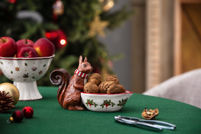 1483323756, Villeroy & Boch, Toy's Fantasy squirrel with bowl