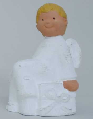 Singer Angel - Sean sitting on package - 14 cm