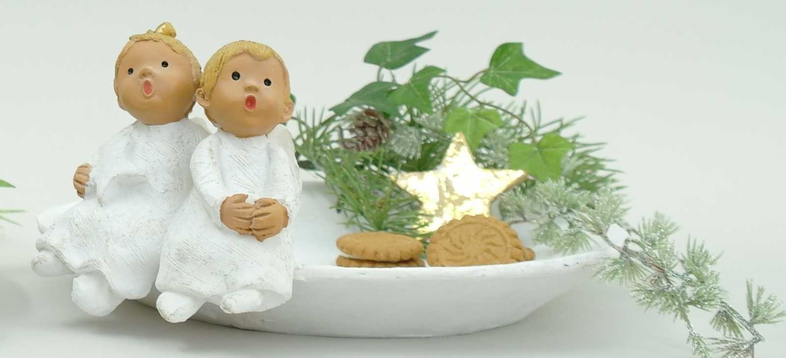 209022, Singer Angel,Angel / couple with star sitting on plate - 12 cm