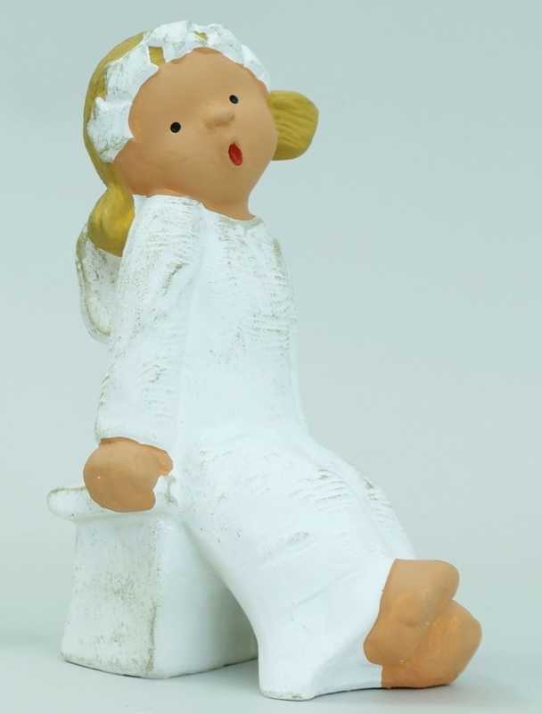 Singer Angel - Valeria sitting on stool with headband - 18 cm