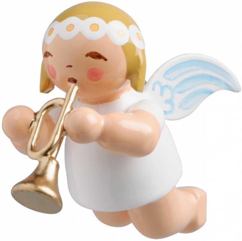 Wendt & Kühn, 6307/36 Hovering angel, small with trumpet