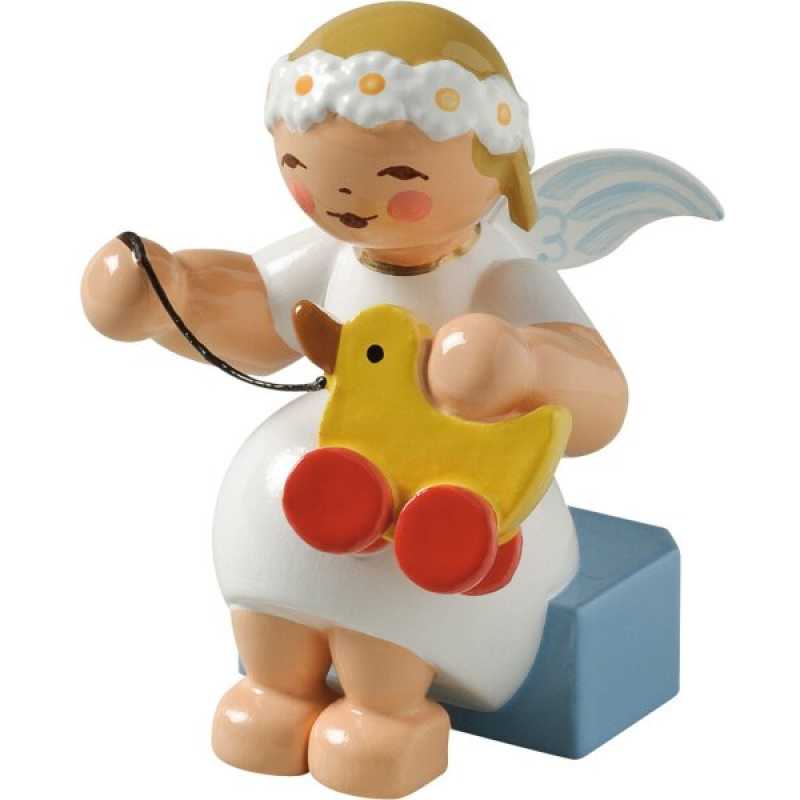 Wendt & Kühn, 634/70/30 Marguerite angel, sitting with toy duck